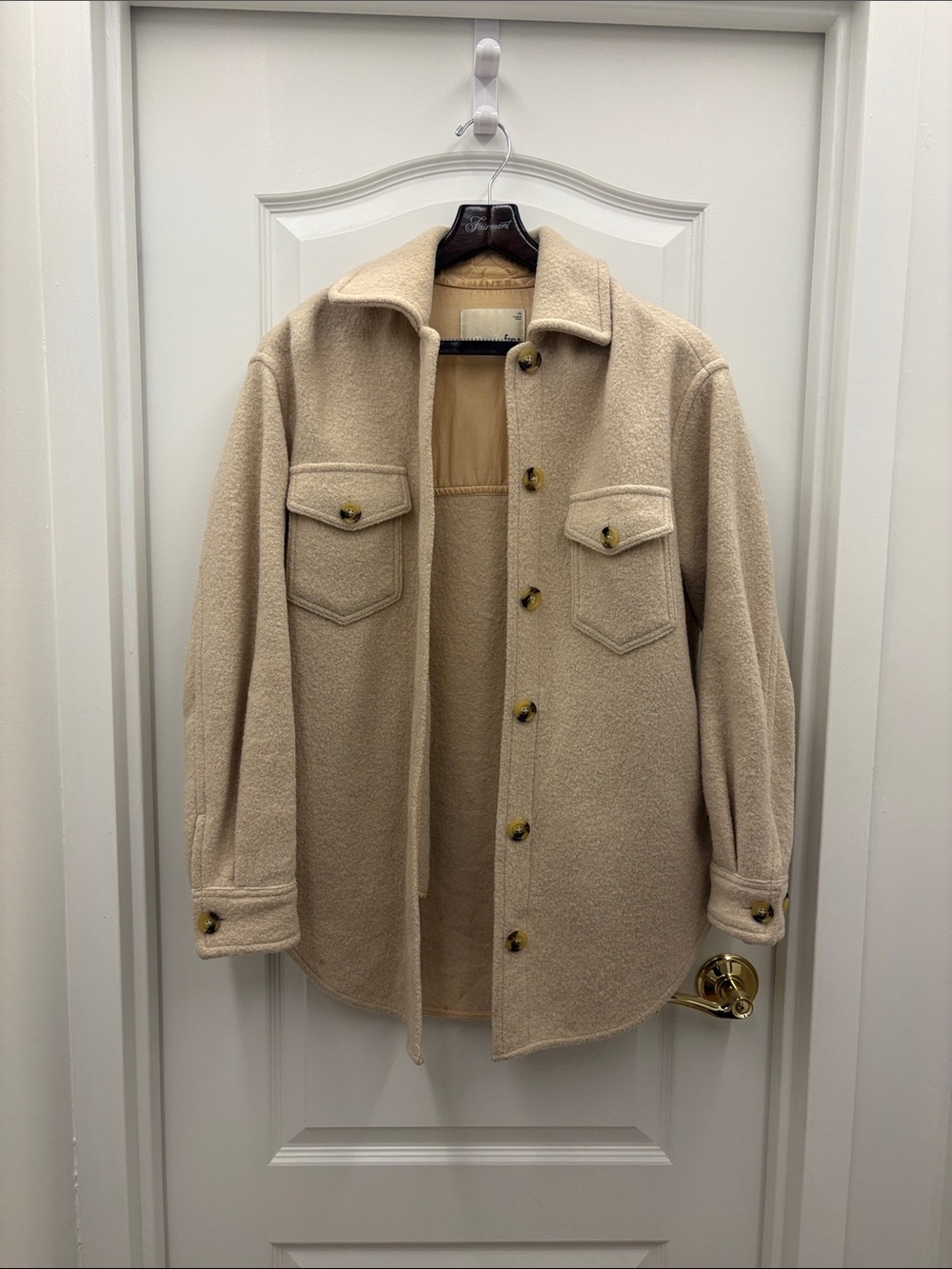 Aritzia Wilfred ganna shirt jacket